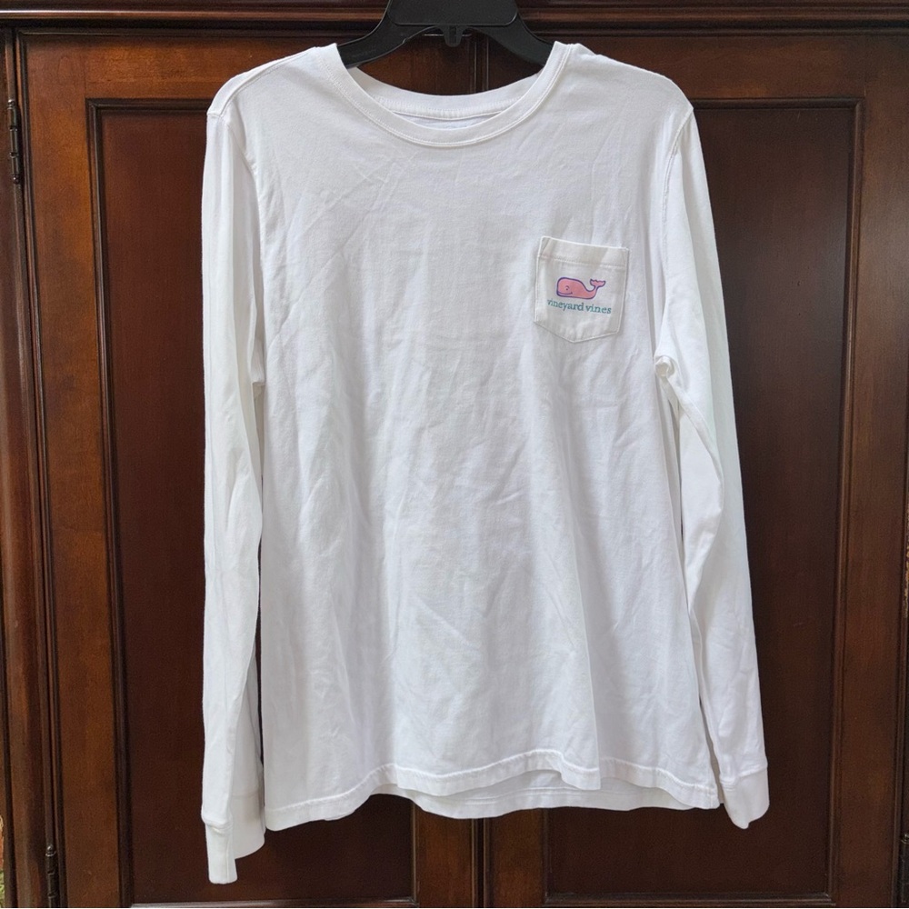 Vineyard Vines medium Long Sleeve Pocket Tee